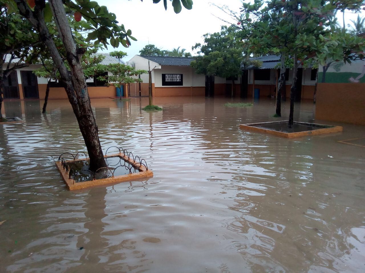 Zona interna completamente inundada.