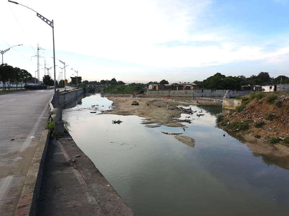 Sedimentación a un lado del Corredor Portuario.