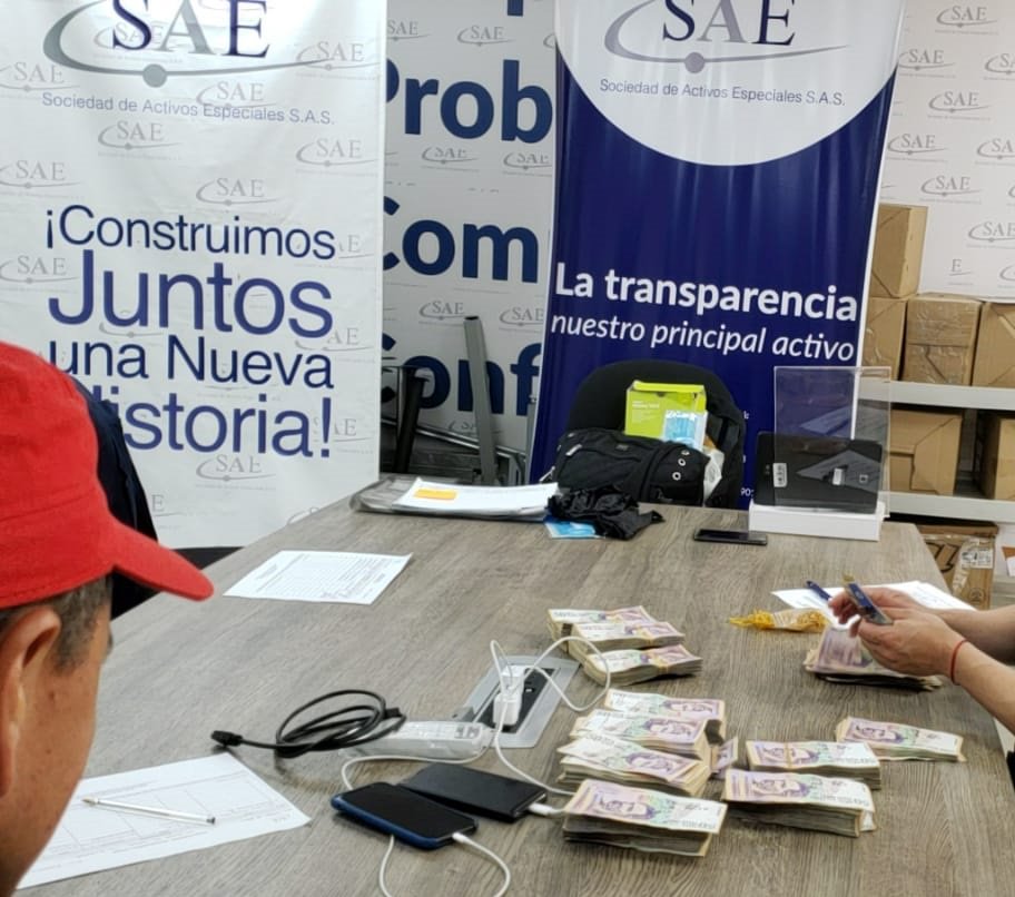 Dinero de las Farc a cargo de la SAE.