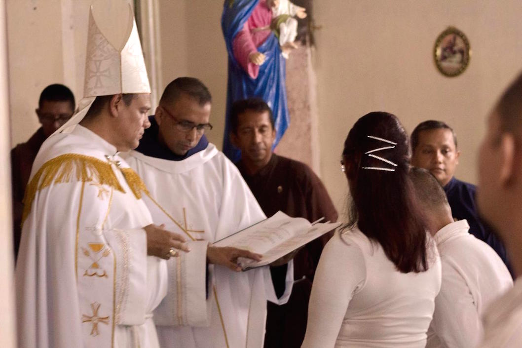 Durante la ceremonia religiosa.