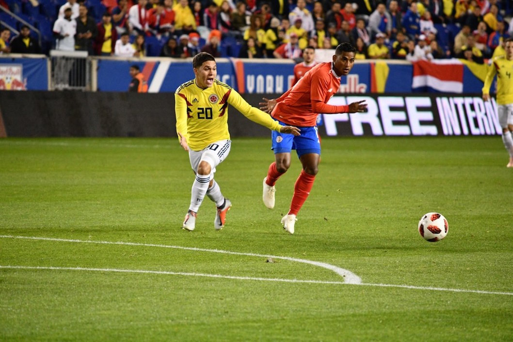 Juan Fernando Quintero, en una jugada ofensiva de la tricolor.