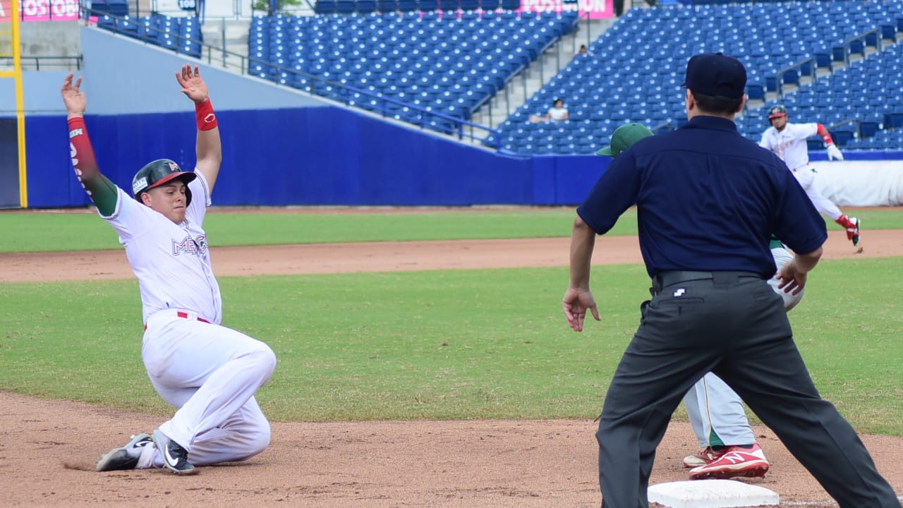 Cristian Mercado Imagen del juego entre México y Sudáfrica.