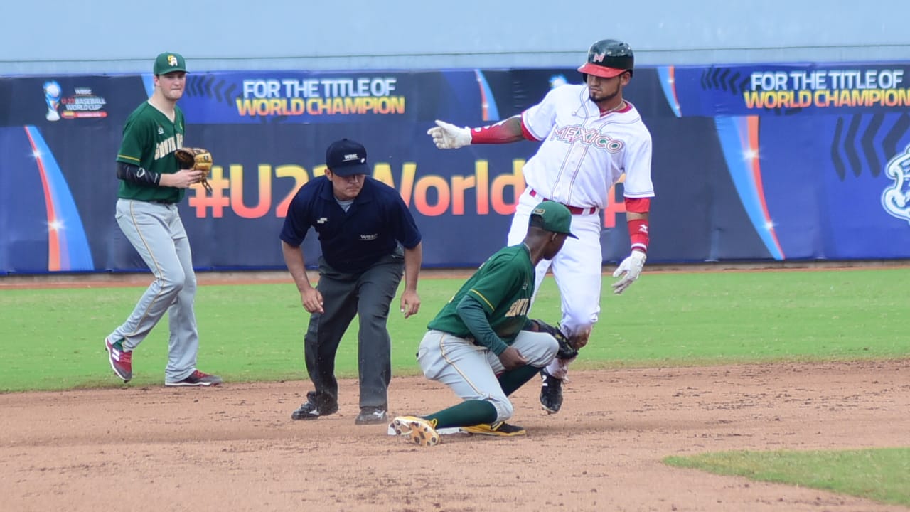 Cristian Mercado Imagen del juego entre México y Sudáfrica.