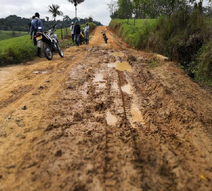 Contraloría Falta de mantenimiento de obras de drenaje en la vía de Milán, Caquetá.