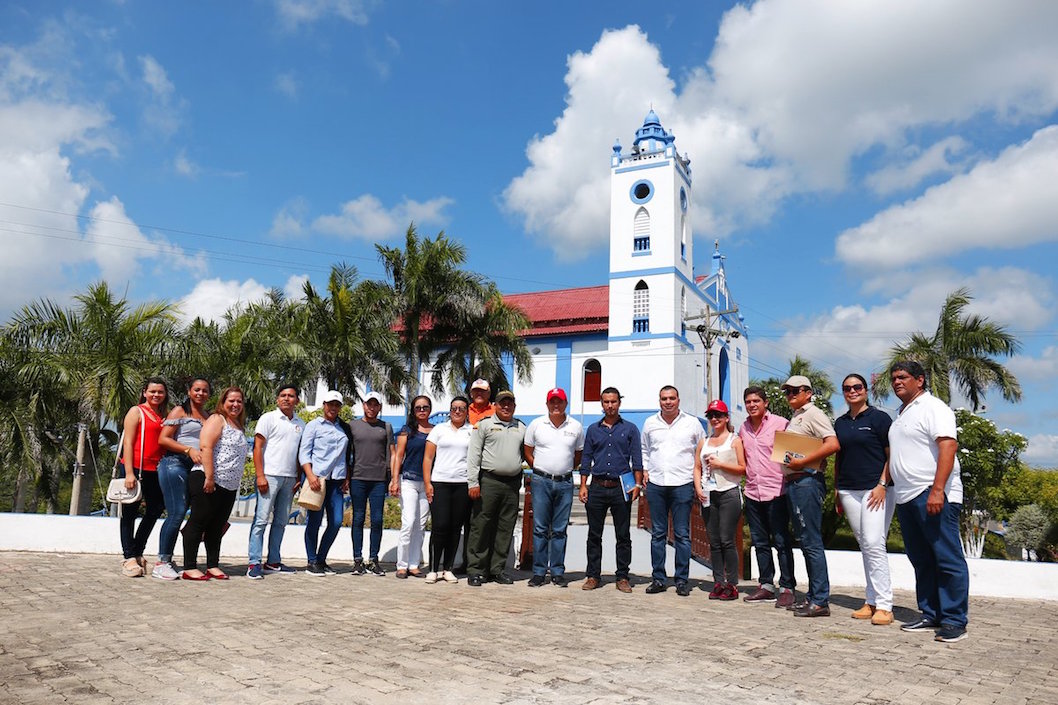 La comisión tras concluir su labor.
