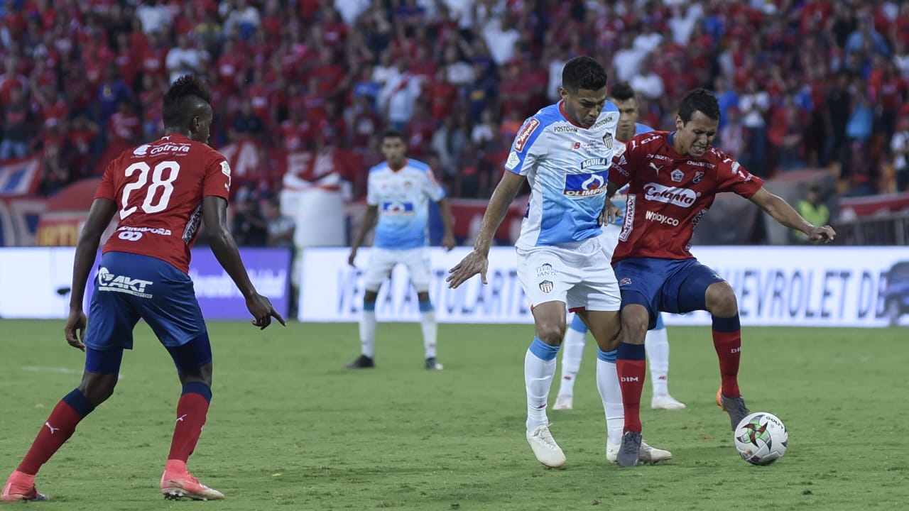 'Teo' fue clave en el segundo tiempo para sostener el balón y darle respiro al equipo.