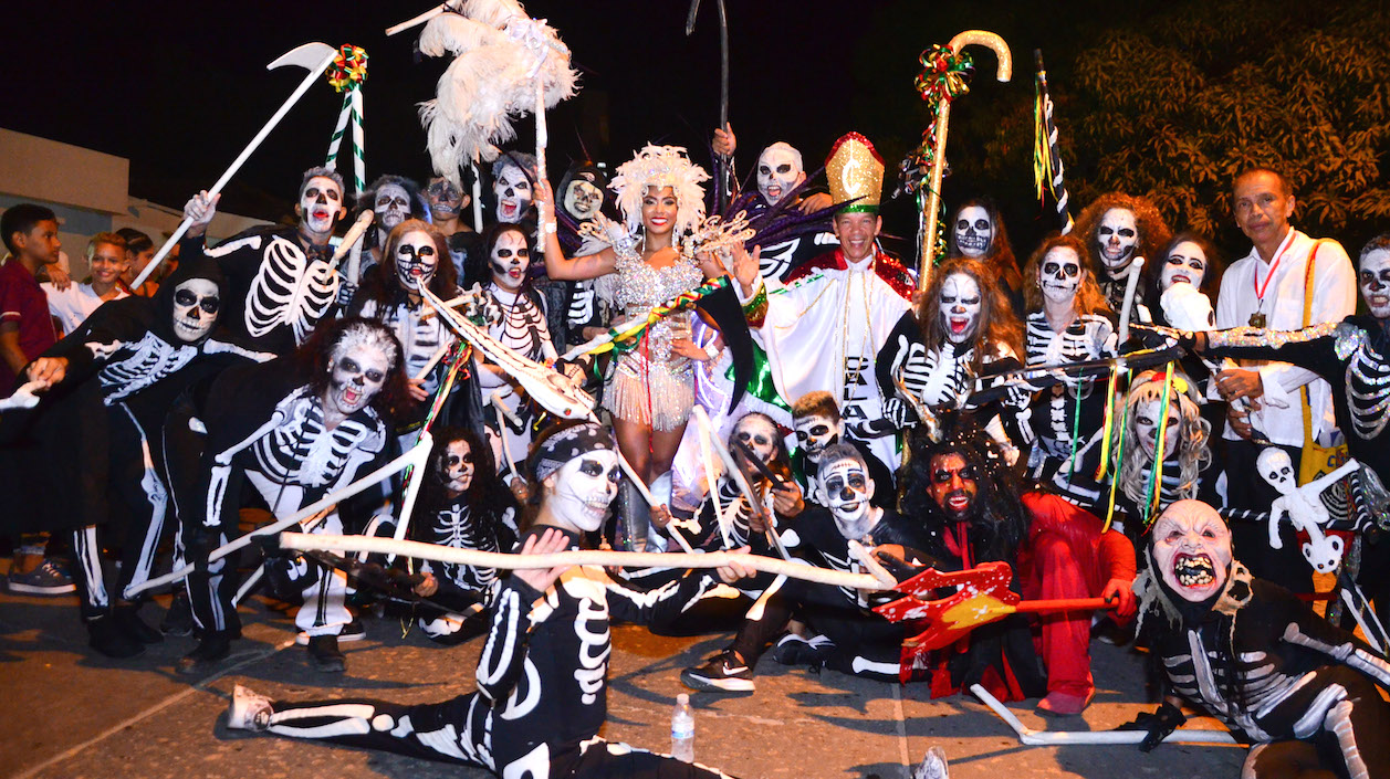 El 'Ceremonial de la Muerte' marcando el inicio de las fiestas.