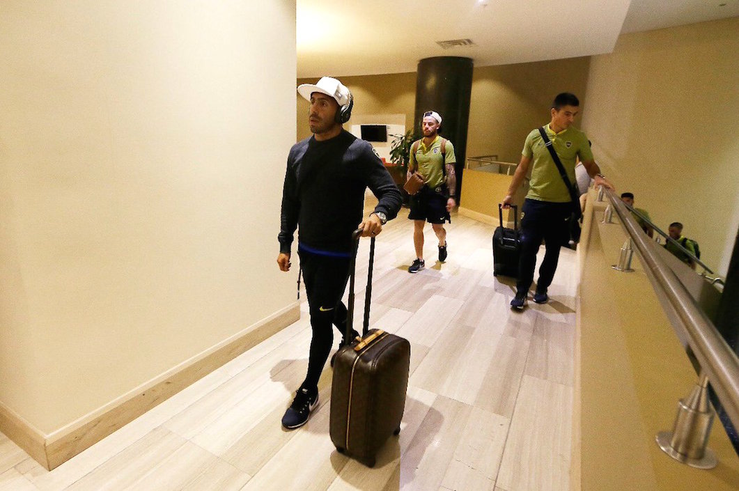 Los visitantes ingresando a las habitaciones.