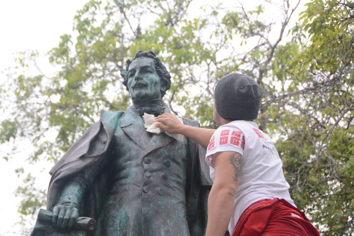 Escultura de Francisco de Paula Santander.