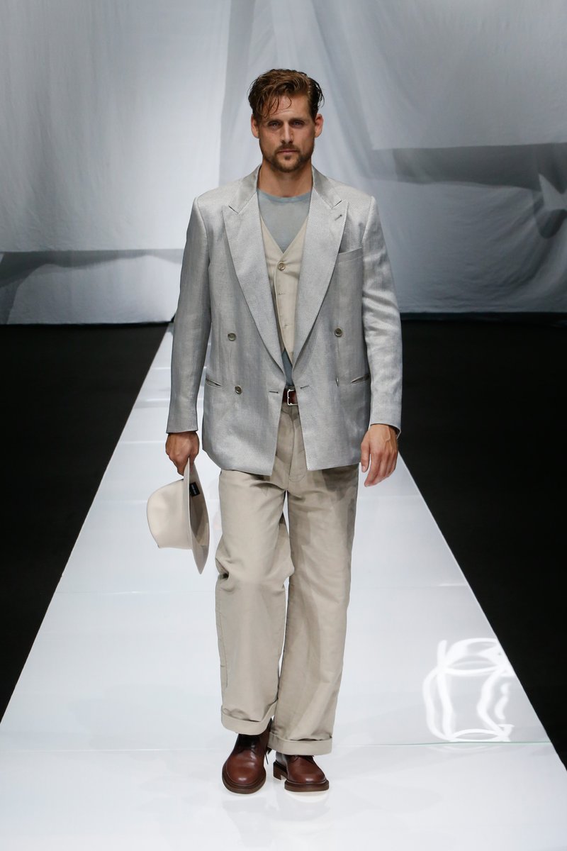 Pasarela primavera/verano 2019 de Giorgio Armani.