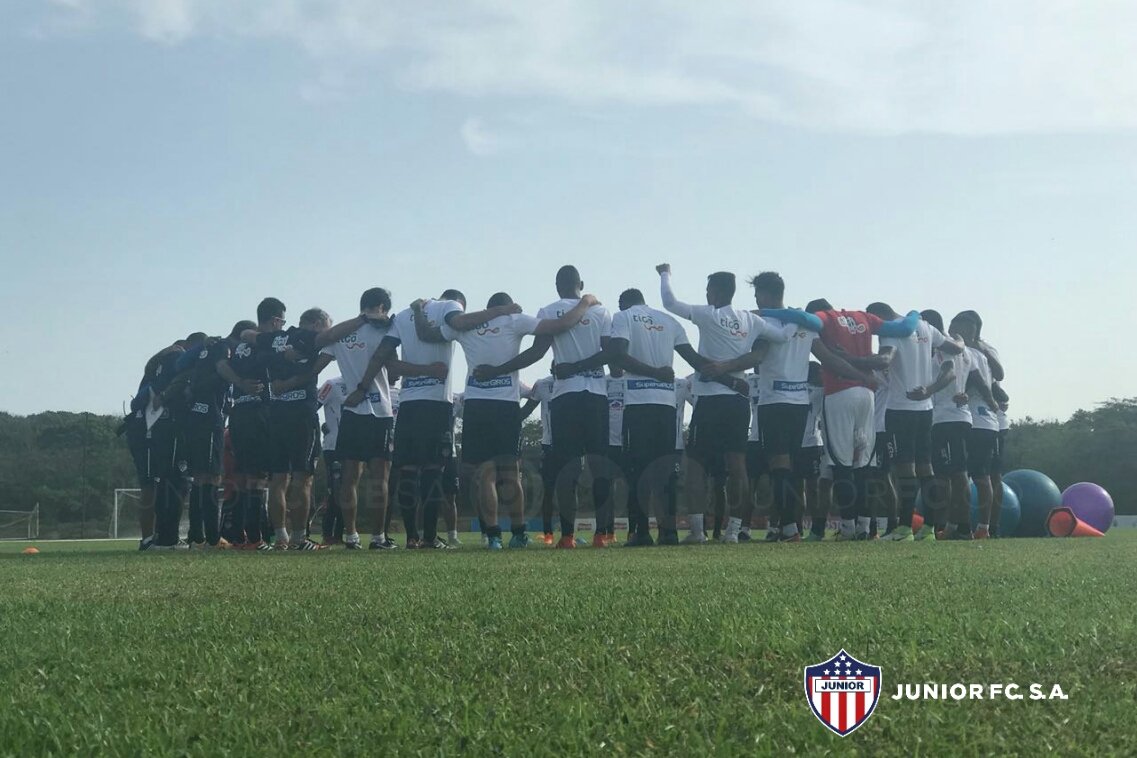 Último entrenamiento del equipo previo al viaje a Argentina. 