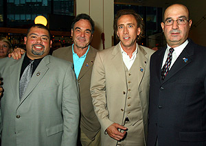 Will Jimeno, Oliver Stone y Nicolás Cage.