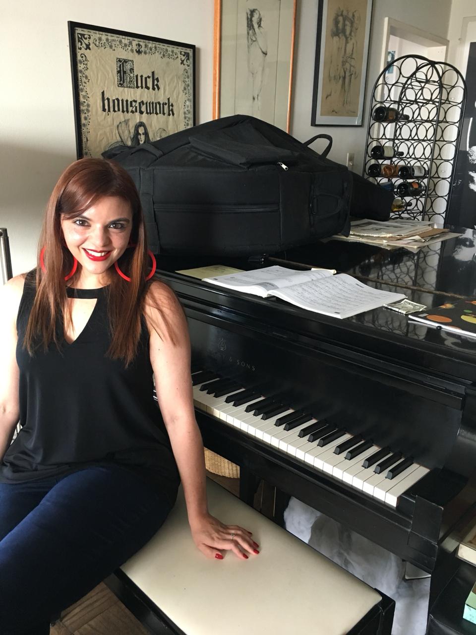 Daniella Cura en el apartamento de Charles Mingus.