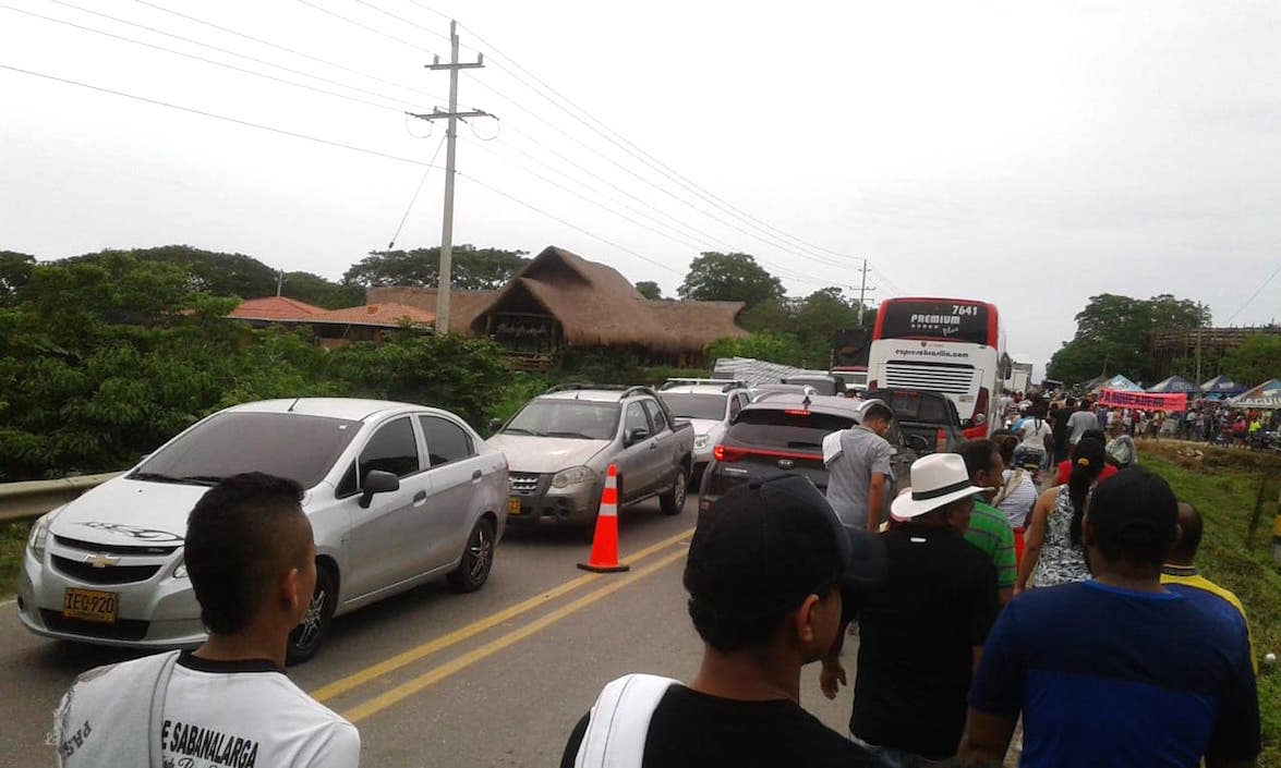 Panorama caótico en La Cordialidad en la zona de la corraleja.