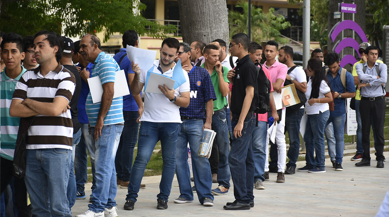 La jornada es para mayores de 24 años y menores de 23 con causales de inhabilidad.