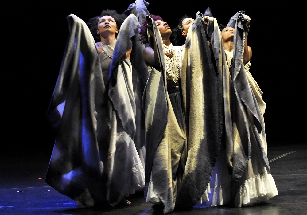 Bailarinas de la obra 'Wangarí'.