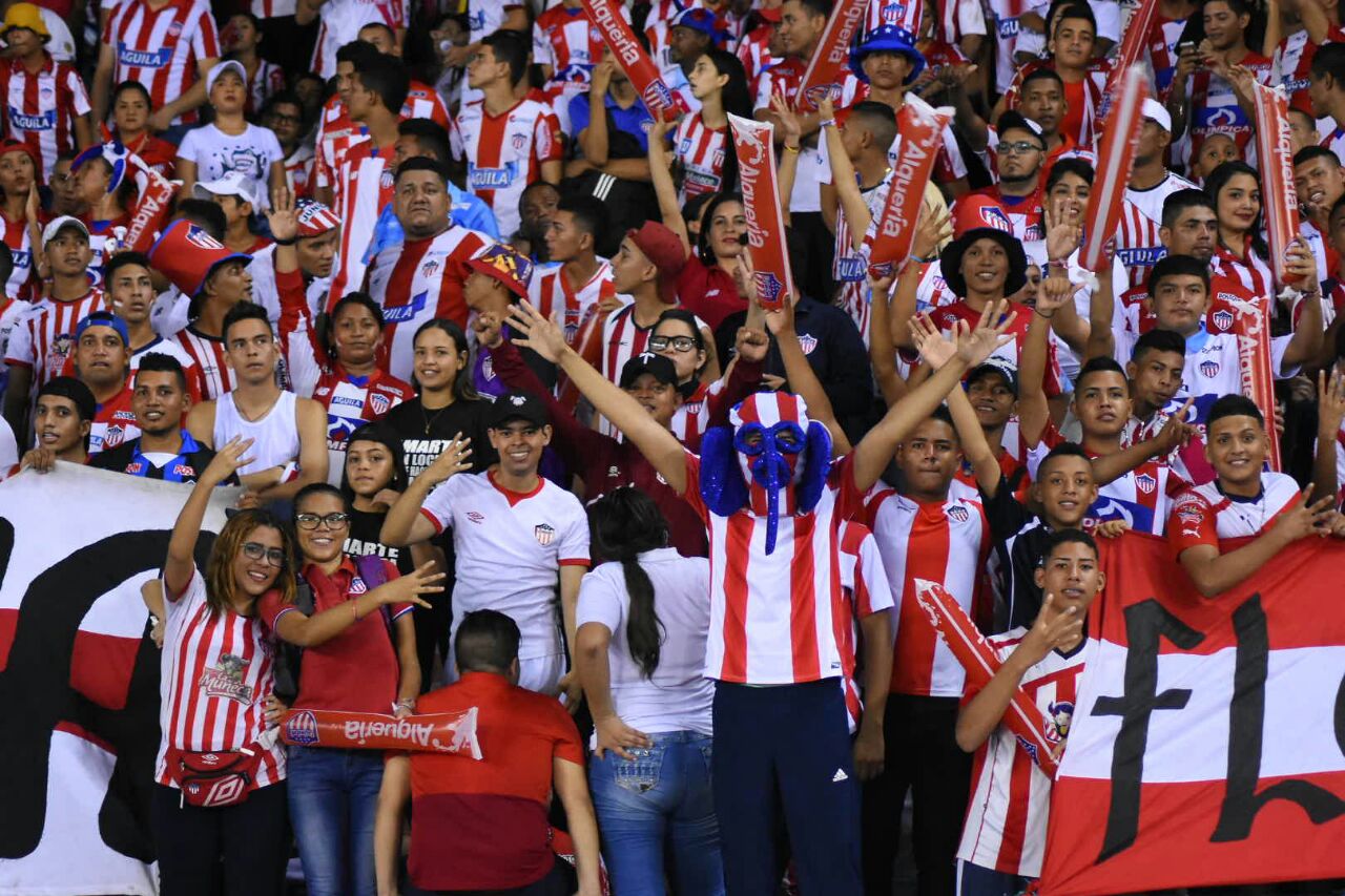 No podía faltar la marimonda juniorista.