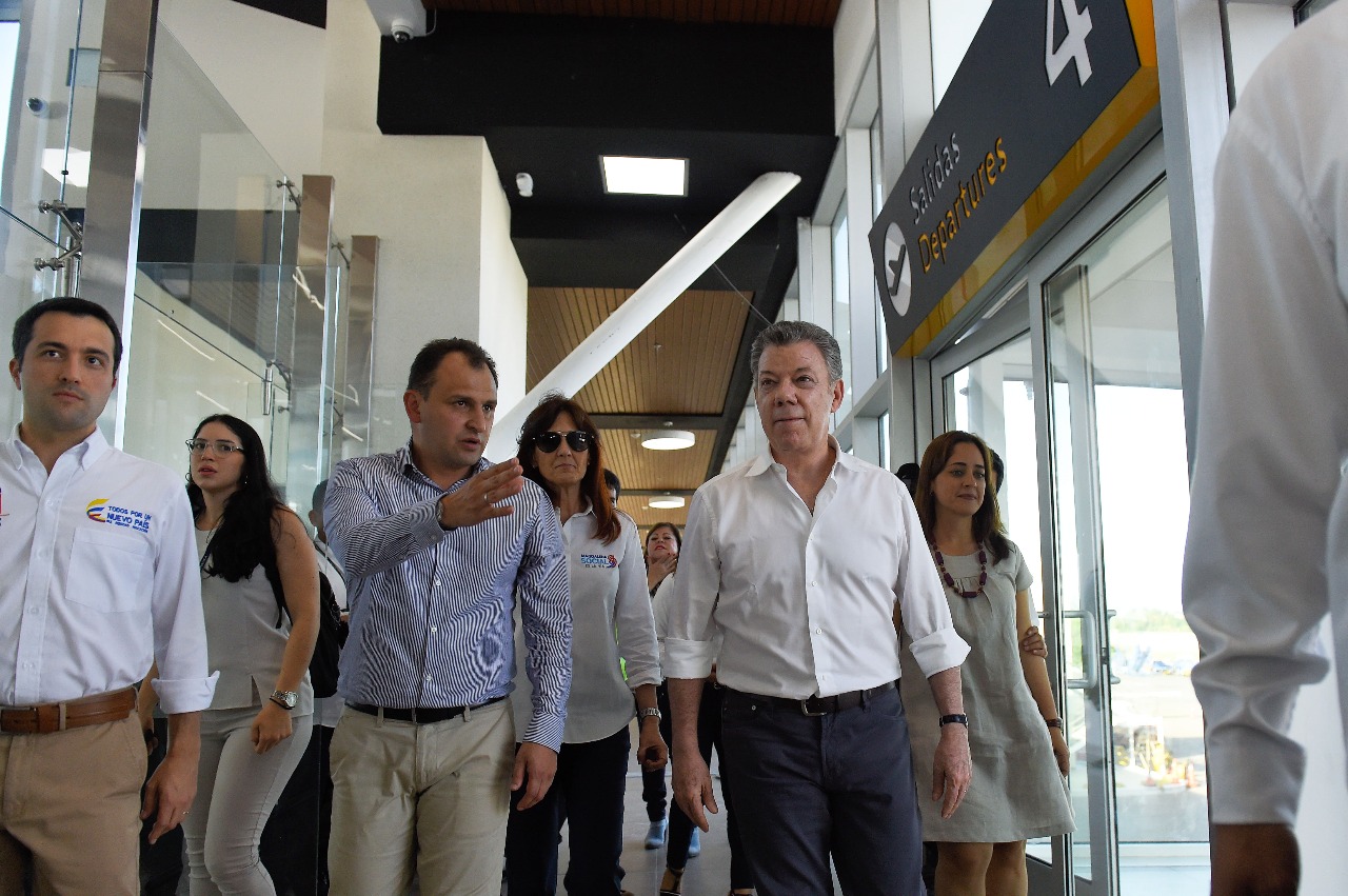 Presidente Santos durante la entrega de las obras de remodelación del aeropuerto Simón Bolívar.