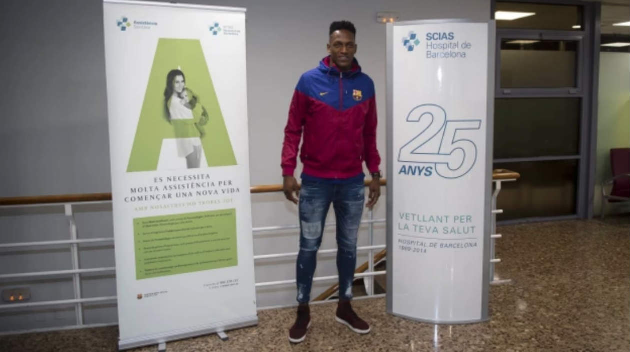 Desde muy temprano Yerry Mina llegó a practicarse los exámenes médicos. 