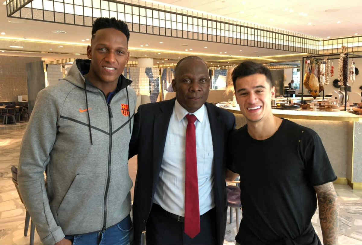 Al mismo tiempo conoció a algunos de sus nuevos compañeros, como el brasileño Coutinho. 