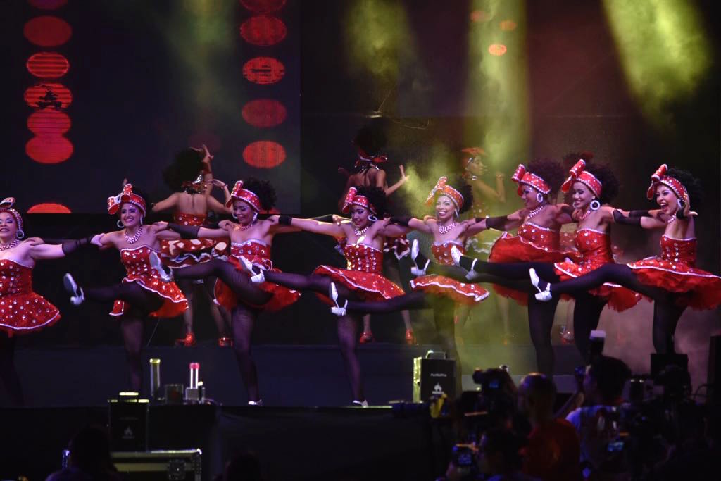 La Lectura del Bando, en los 100 años de reina, un show inolvidable.