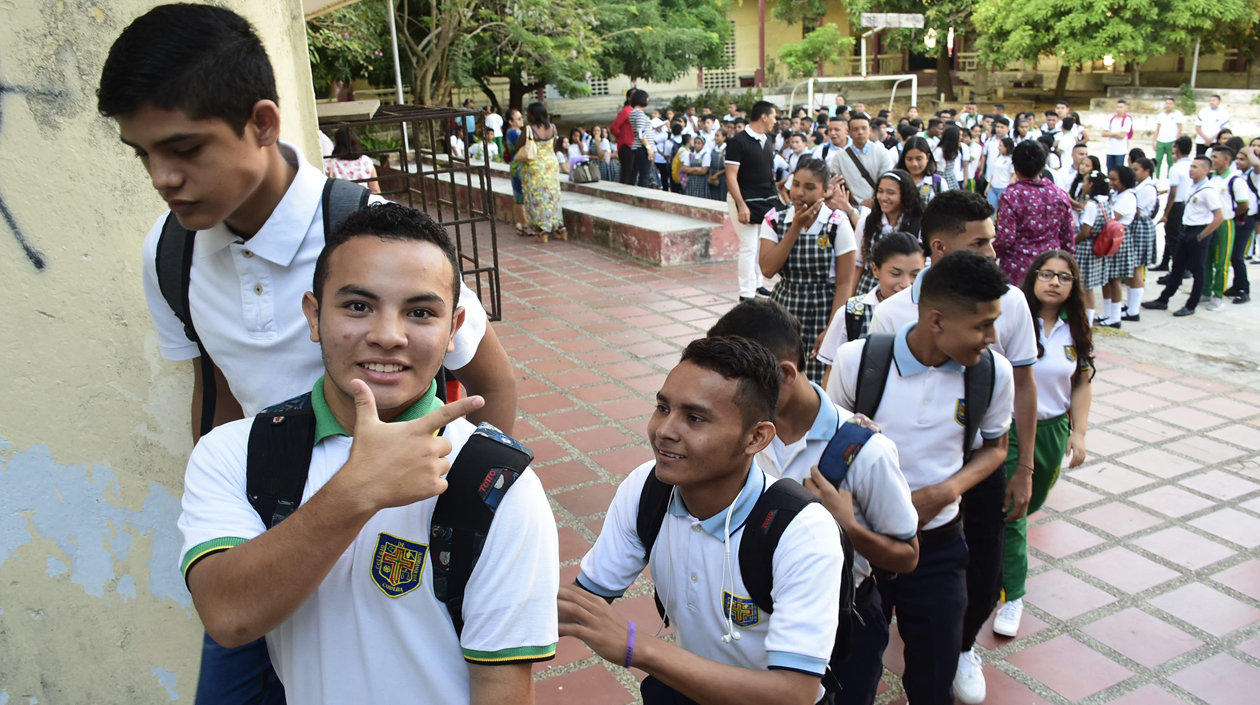 Los estudiantes vivieron con alegría el regreso a la sede natural del Codeba.