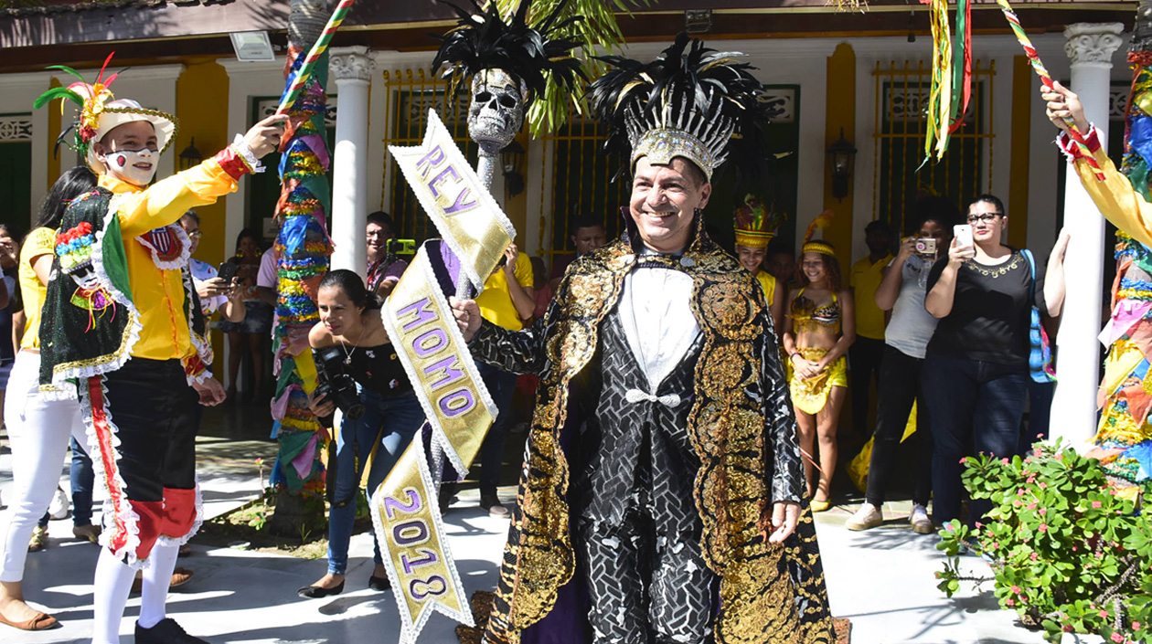 Ricardo Sierra, Rey Momo 2018 con su vestuario 'La muerte soy yo".