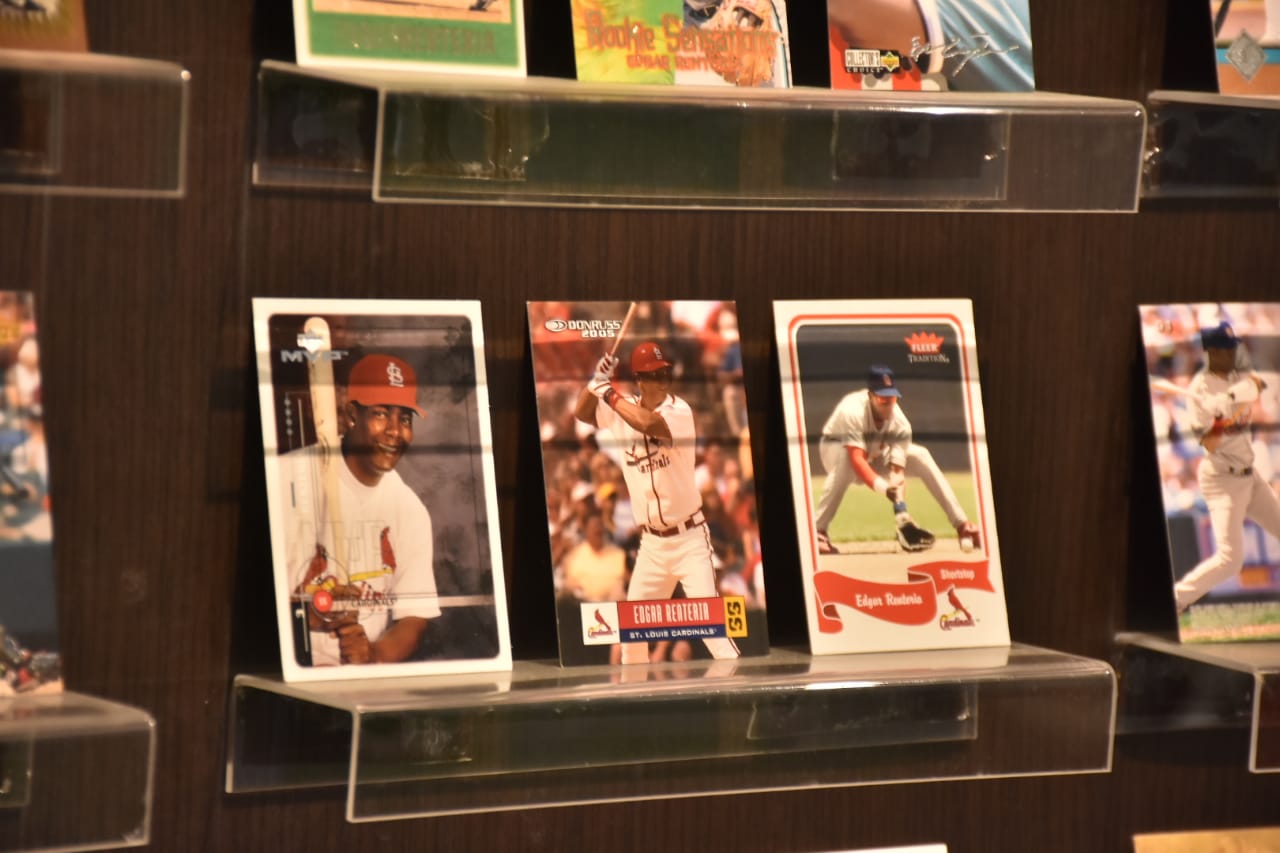La tercera base del museos y los equipos en los que jugó Édgar Rentería.