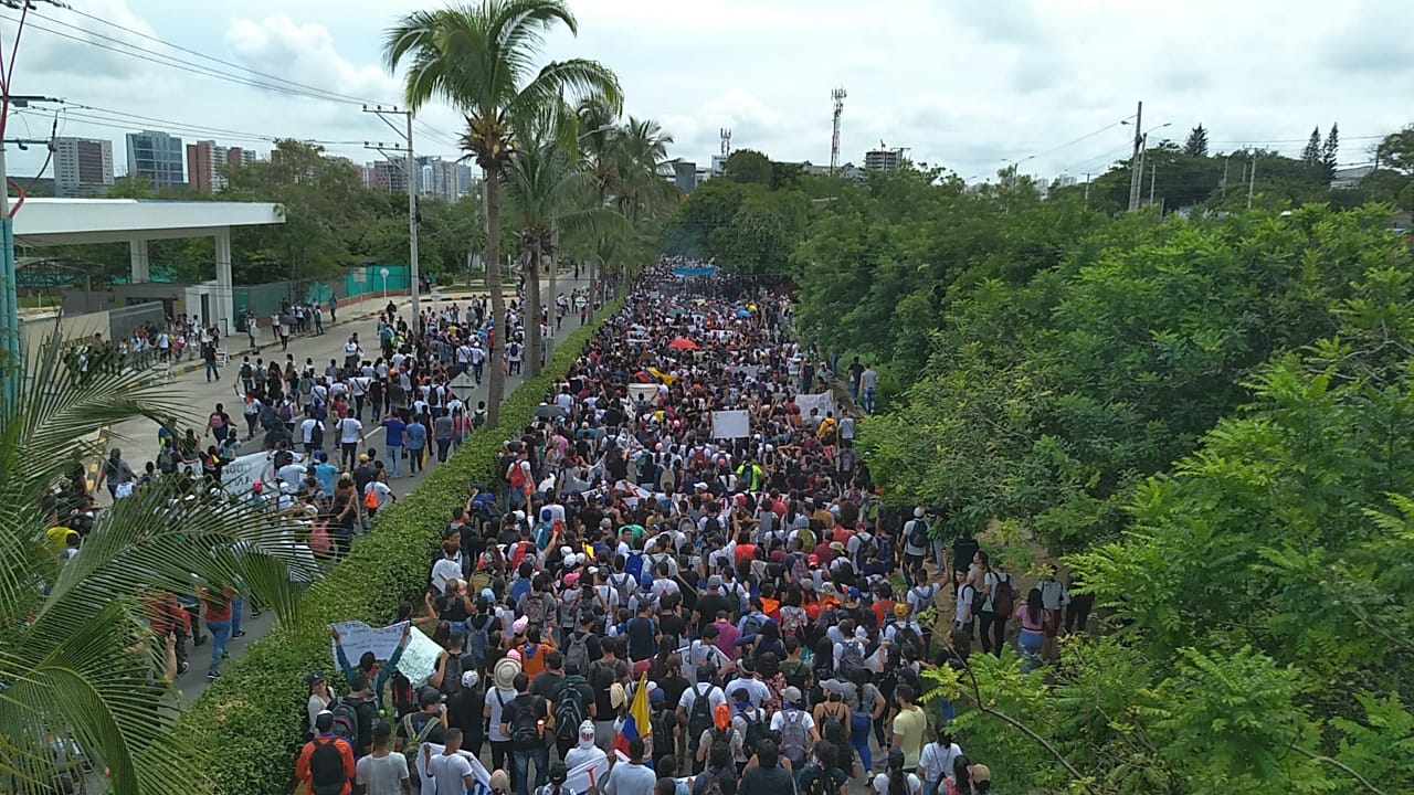 Así va la marcha de los estudiantes de la Universidad del Atlántico.