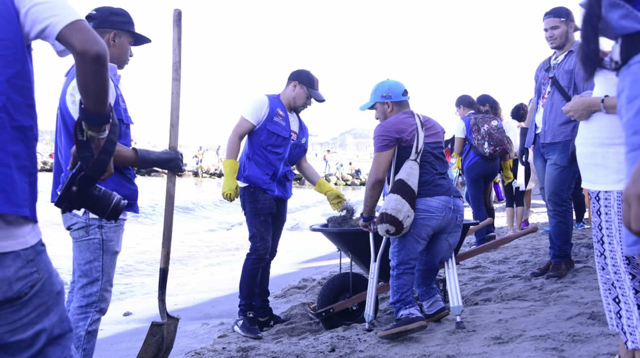 “Desplastifica tu Ciudad’ va encaminada a preservar las fuentes hídricas