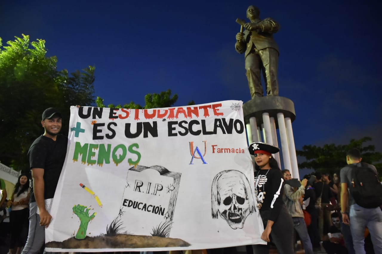 Marcha zombies de la Universidad del Atlántico.