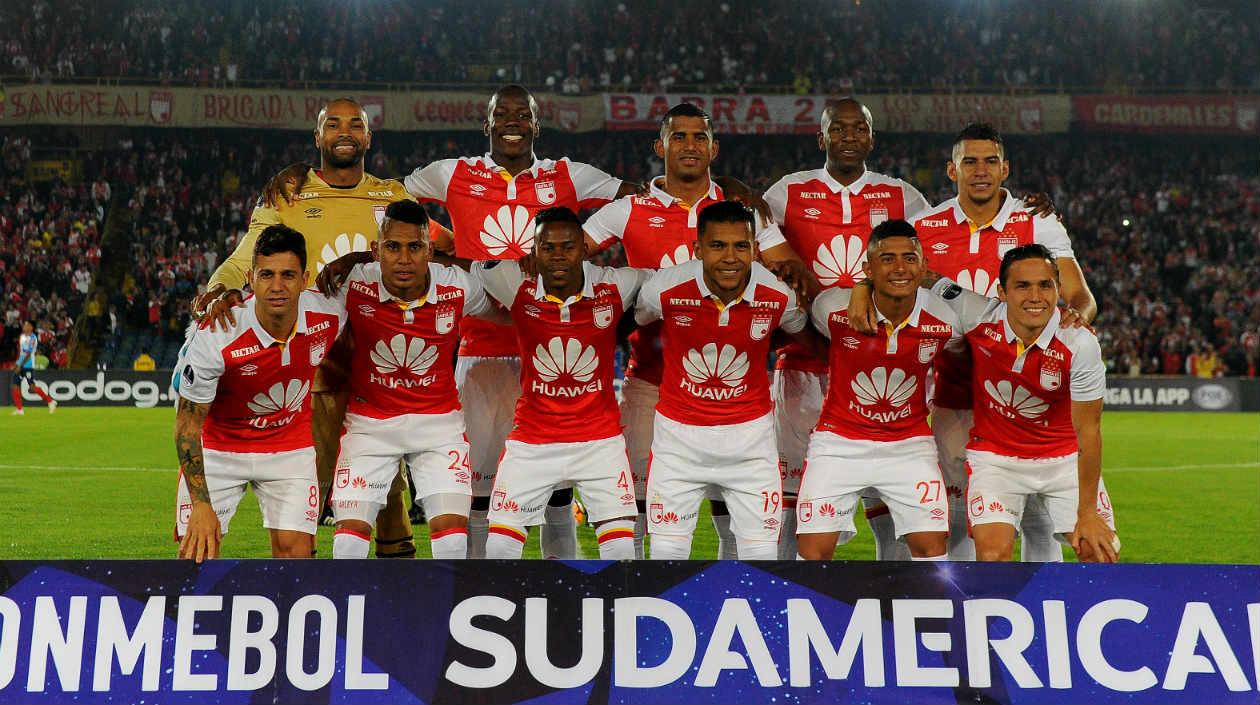 Santa Fe salió con estos jugadores al campo. 