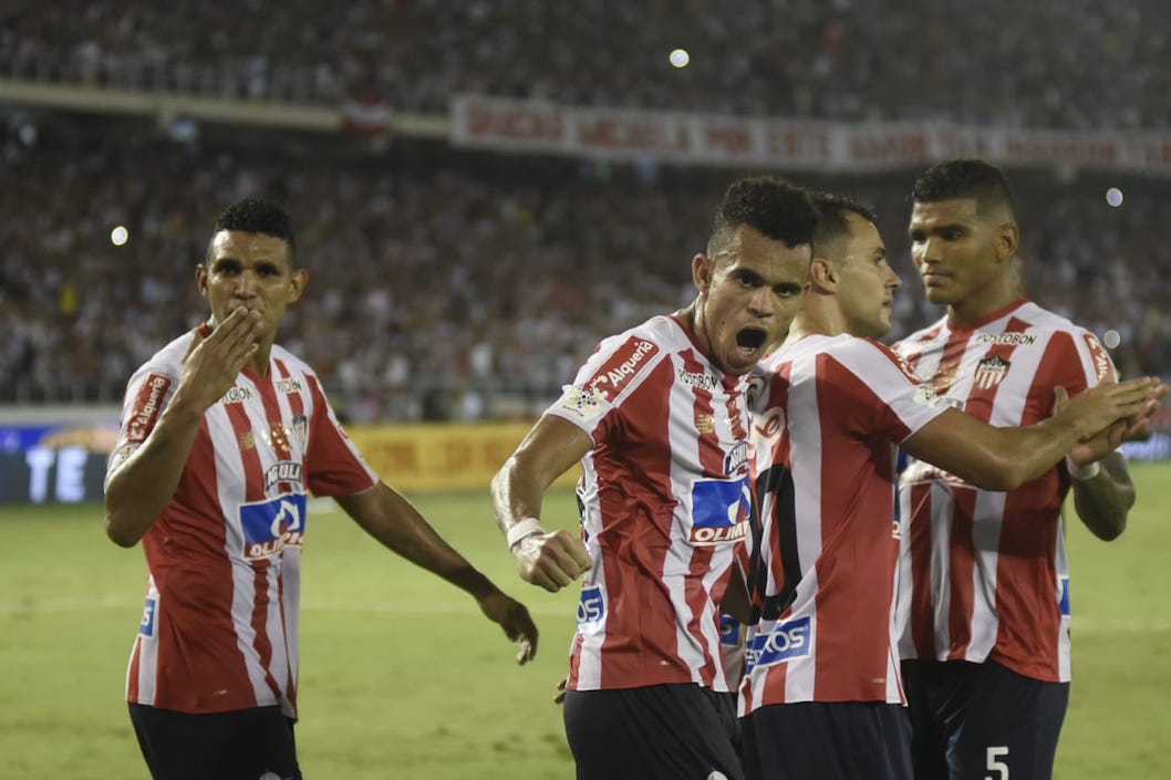 Jugadores del Junior celebrando en el Metropolitano.