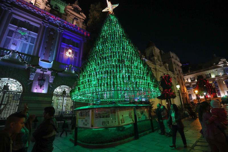 Toda la ciudad de La Paz estará adornada a lo largo de todo este mes. 