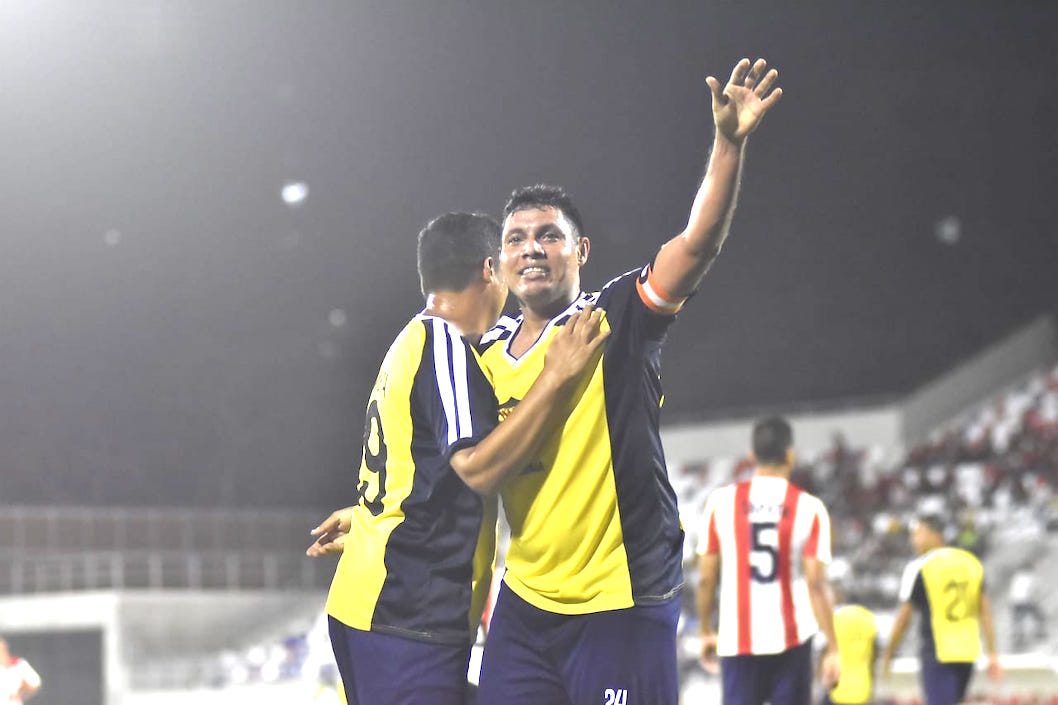 Martín Arzuaga celebrando la despedida.
