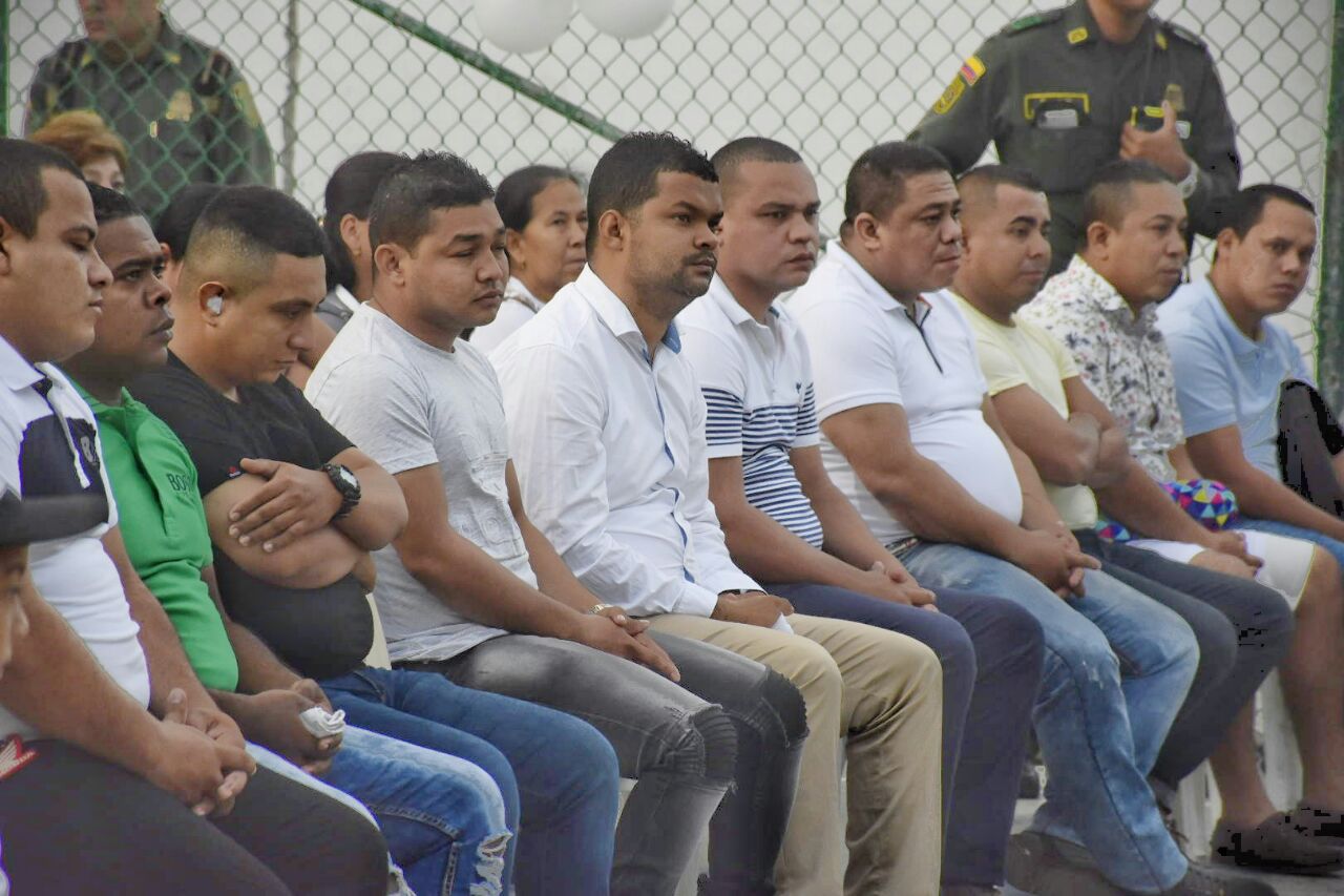Algunos de los sobrevivientes del atentado.