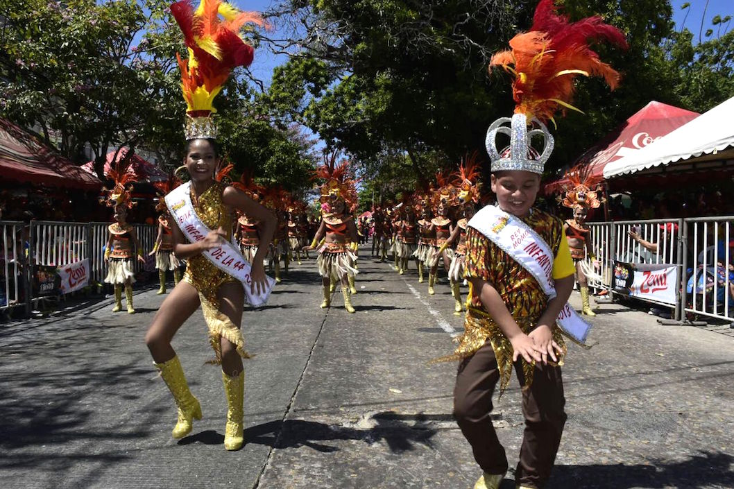 Laura Ospino y Samuel Quintero, reyes infantiles del Carnaval de la 44.