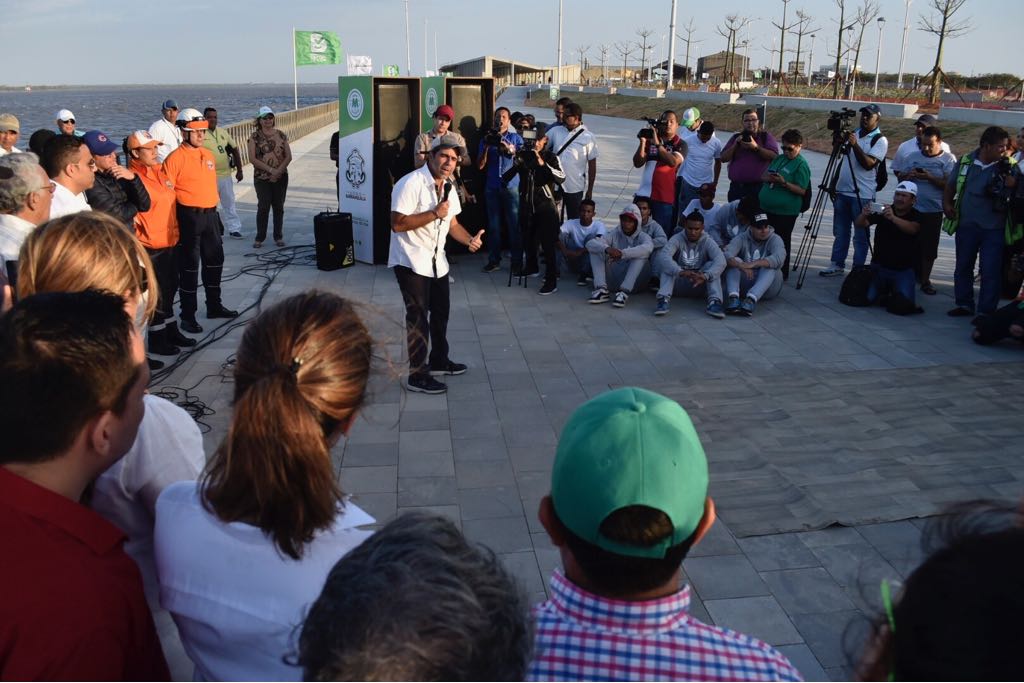 El Alcalde durante el discurso de apertura del nuevo tramo del Gran Malecón.