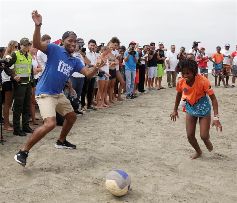 Impactó a todos en la playa con su calidad con el balón.