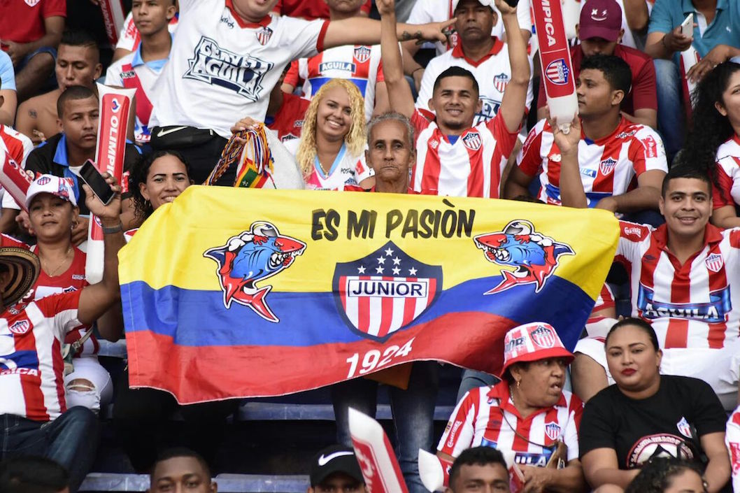 LA 'juniormanía' presente en el Metropolitano.
