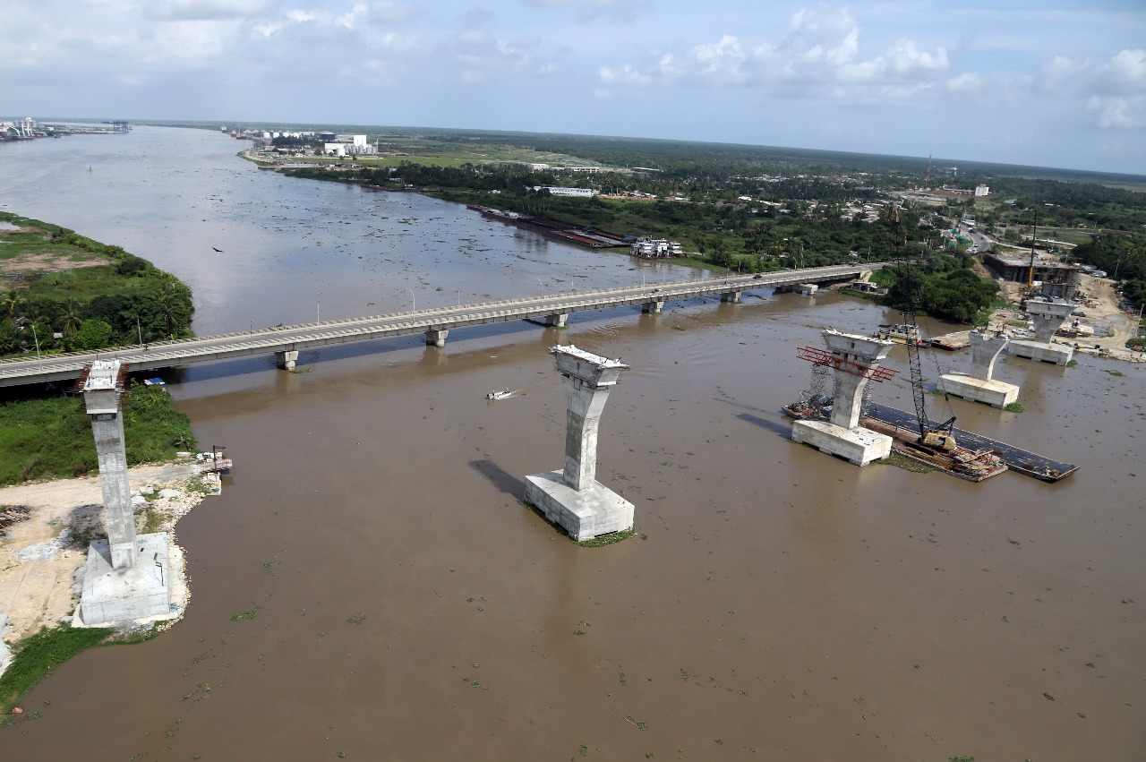 El consorcio SES Puente Magdalena, conformado por Sacyr Construcción Colombia SAS, Sacyr Chile y Esgamo Ingenieros Constructores, son los encargados de la obra del nuevo Puente Pumarejo. 