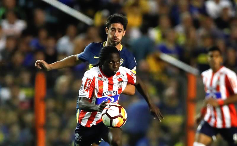 Yimmi Chará superando la marca de Pablo Pérez.