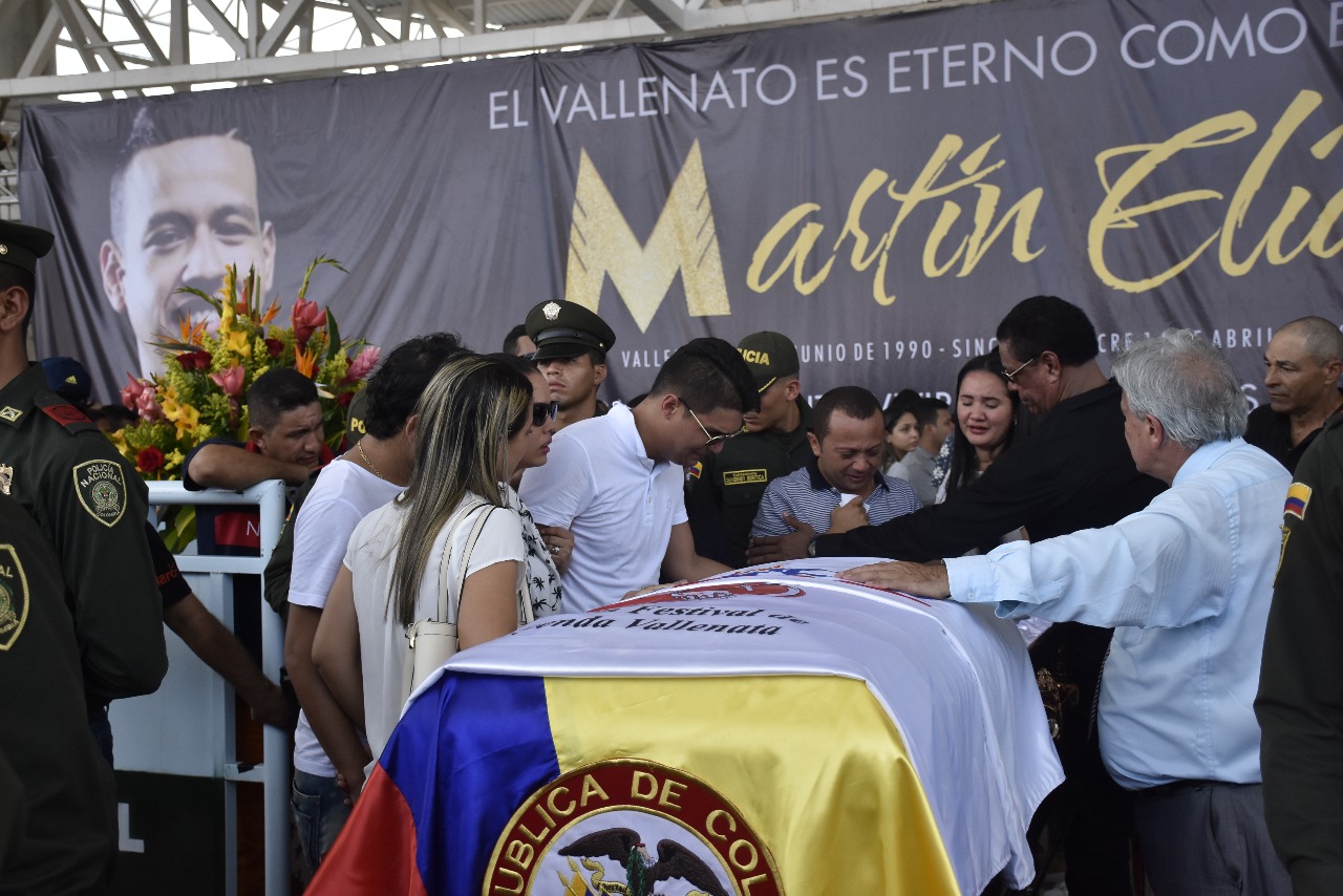 Su esposa y familiares lo acompañaron en Valledupar.