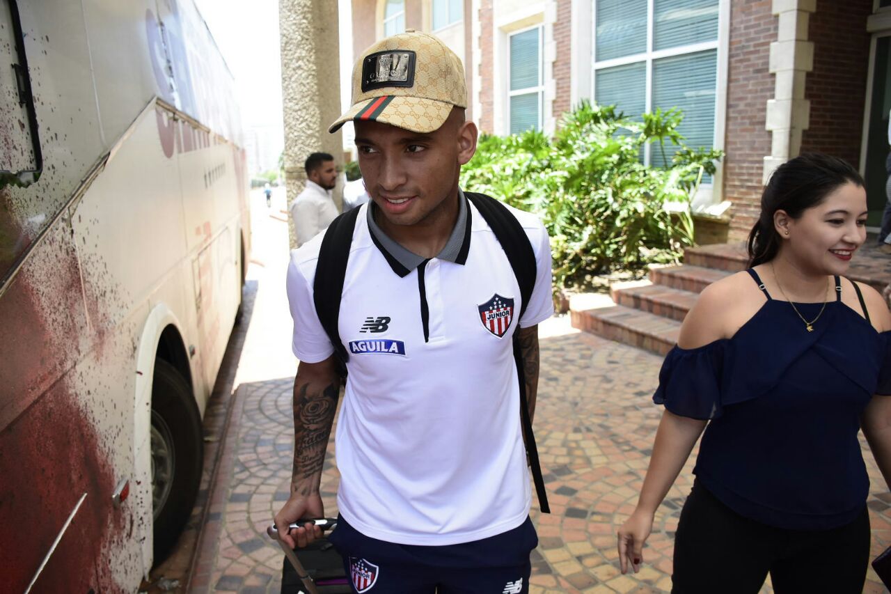 El volante creativo Jarlan Barrera viene de jugar el segundo tiempo ante Patriotas. 