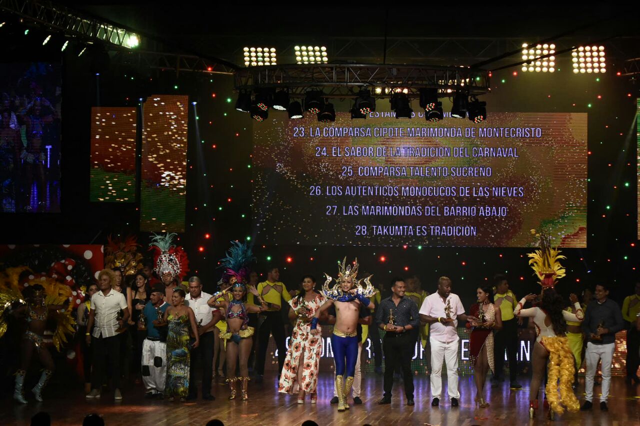 Show de apertura del evento.