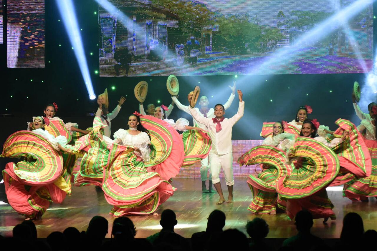 Muestra folclórica durante el evento.