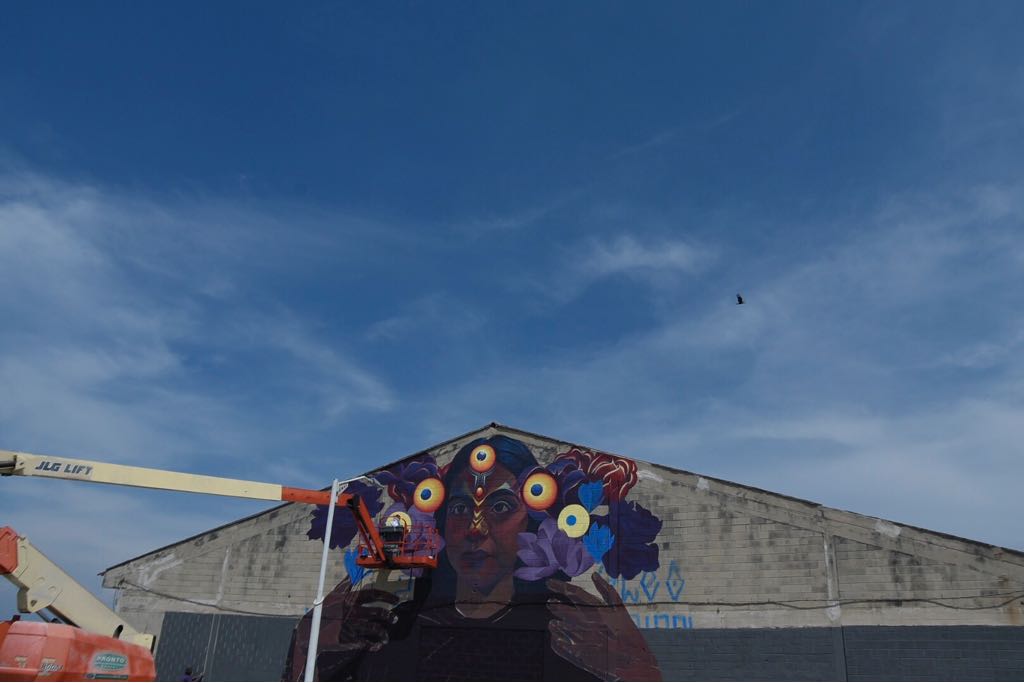 'Gleo', artista caleña en "el homenaje a la abuela".