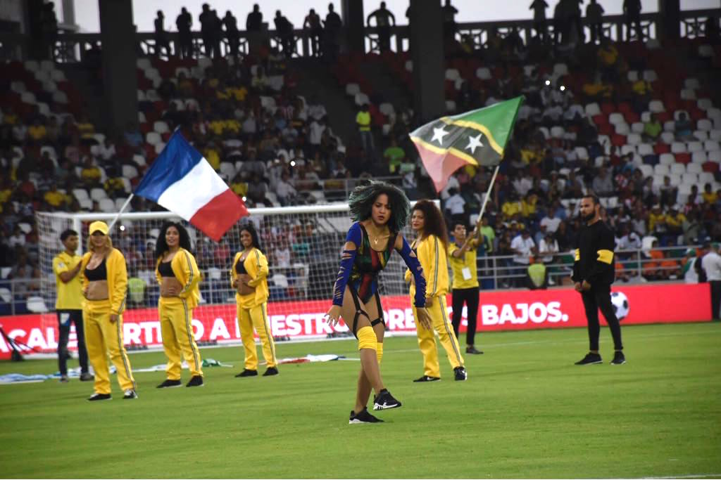Banderas de los diferentes países presentes en los respectivos equipos.
