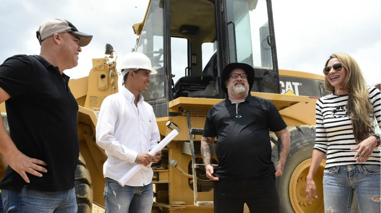 Gonzalo Baute y Ana María Aljure dieron la bienvenida al constructor. 
