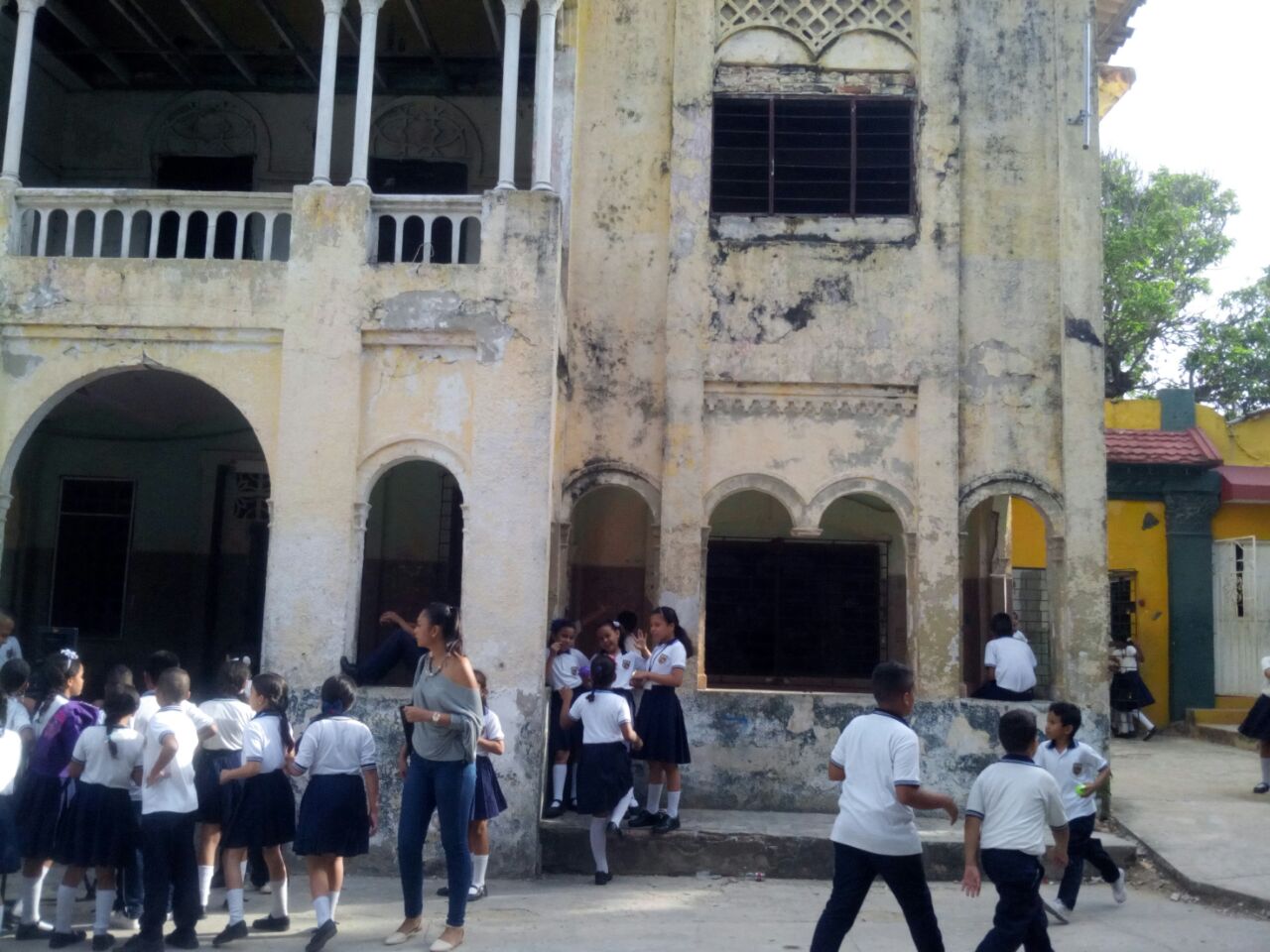 El colegio pide jornada única para los estudiantes. 